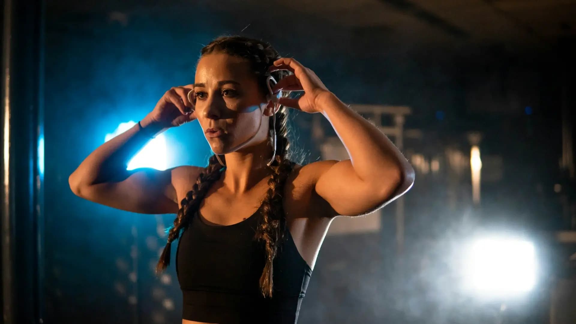 Photo of a user calling her Coachutopia coach via earbuds while working out